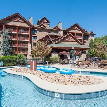 Bearskin Lodge On The River ガトリンバーグ エクステリア 写真
